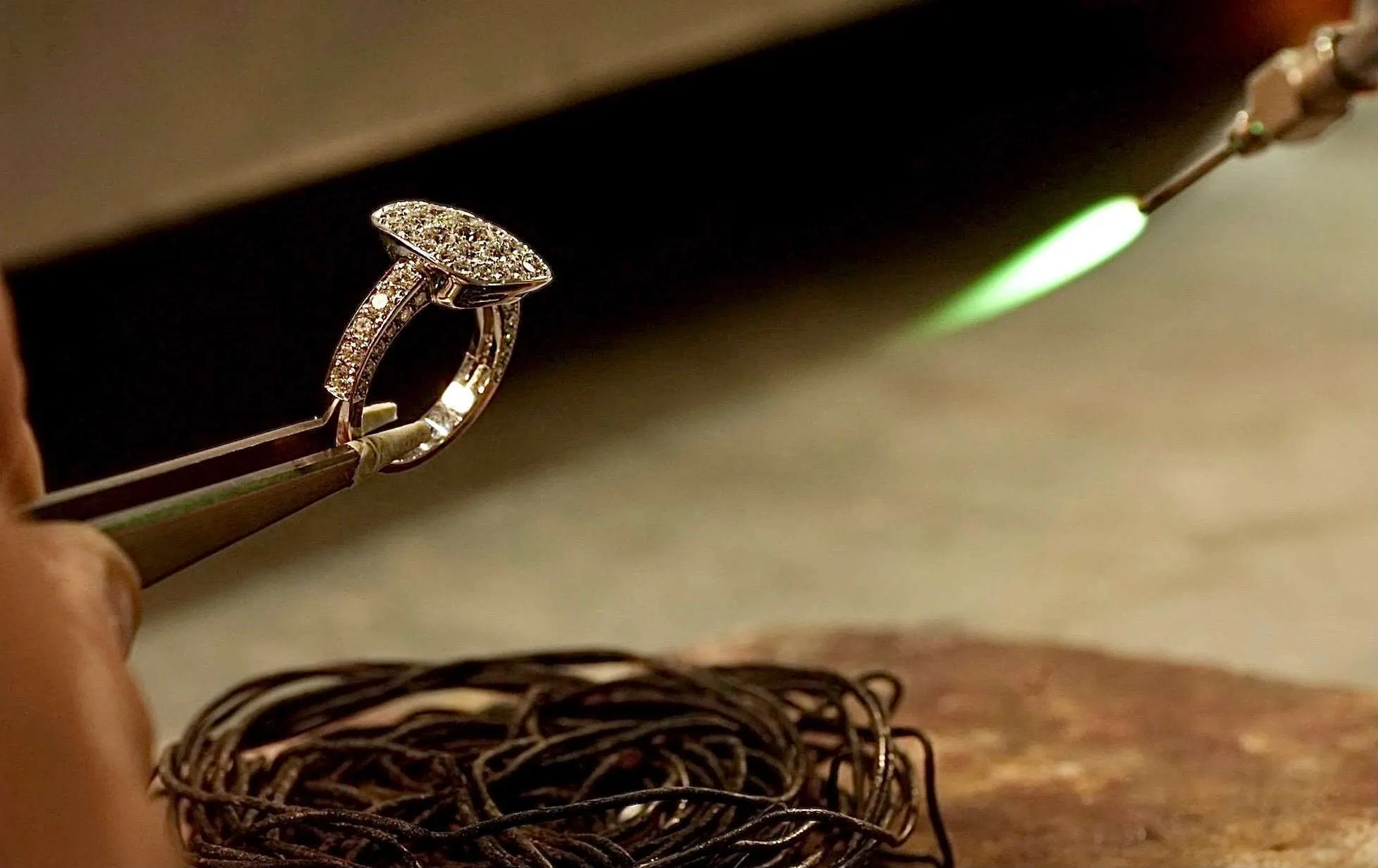 Goldsmithing and High Jewellery-making Course
